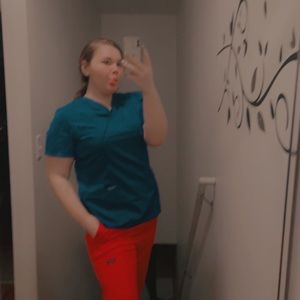 Meet your Posher, Katelyn